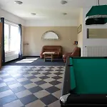 מלון דירות Platan Garden & - Volt Platan