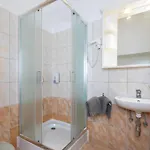 מלון דירות Platan Garden & - Volt Platan