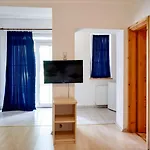 מלון דירות Platan Garden & - Volt Platan 2*