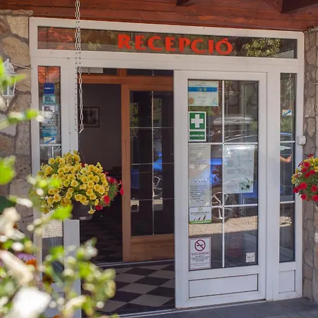 Platan Garden & - Volt Platan 2* Zamárdi