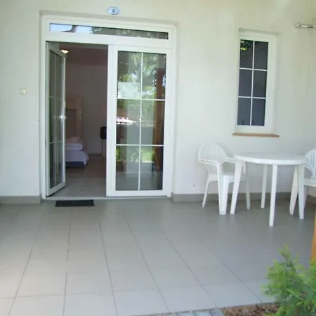 Apartmanhotel Platán