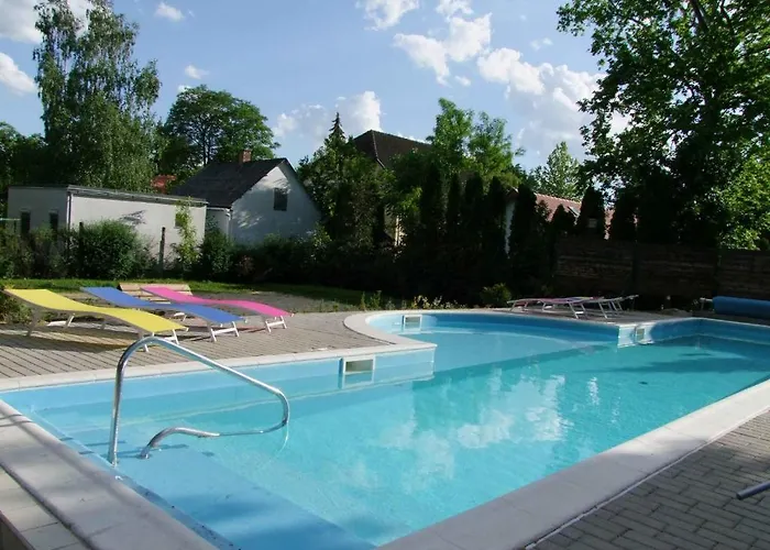 Platan Garden & - Volt Platan Aparthotel Zamárdi