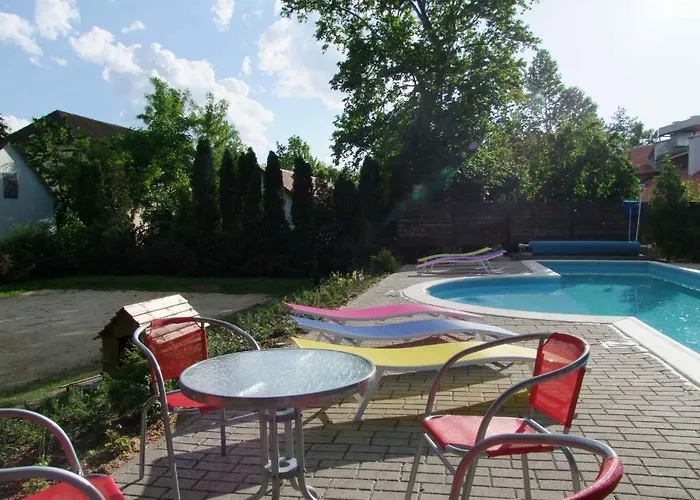 Platan Garden & - Volt Platan Aparthotel