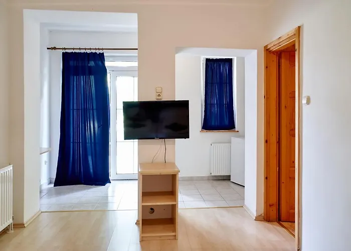 Aparthotel Platan Garden & - Volt Platan 2*