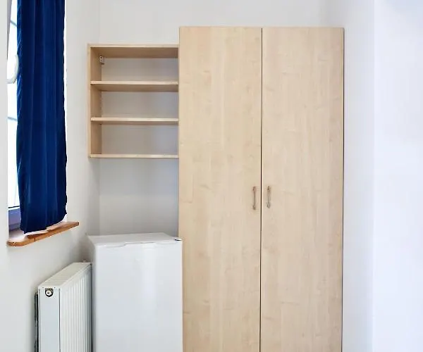 Platan Garden & - Volt Platan